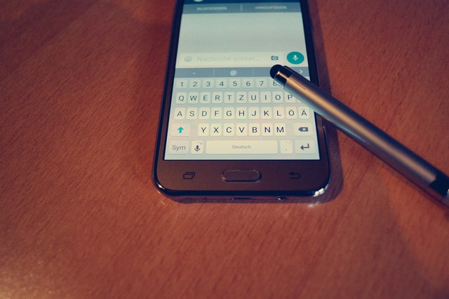'ChatWatch' App Let Users Spy On Their WhatsApp Contacts, Removed From iOS